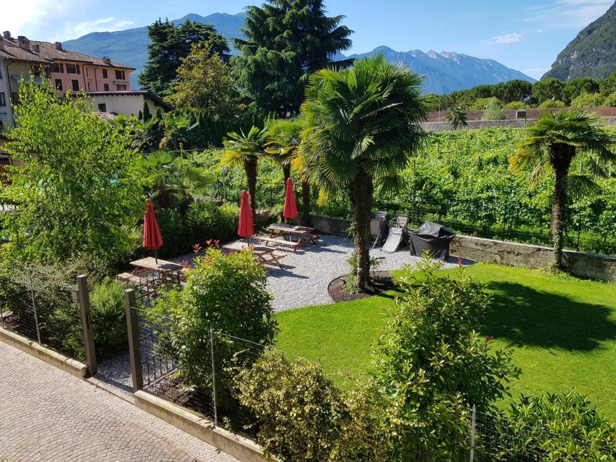 Albola Suite Holiday Apartments Riva del Garda Bagian luar foto