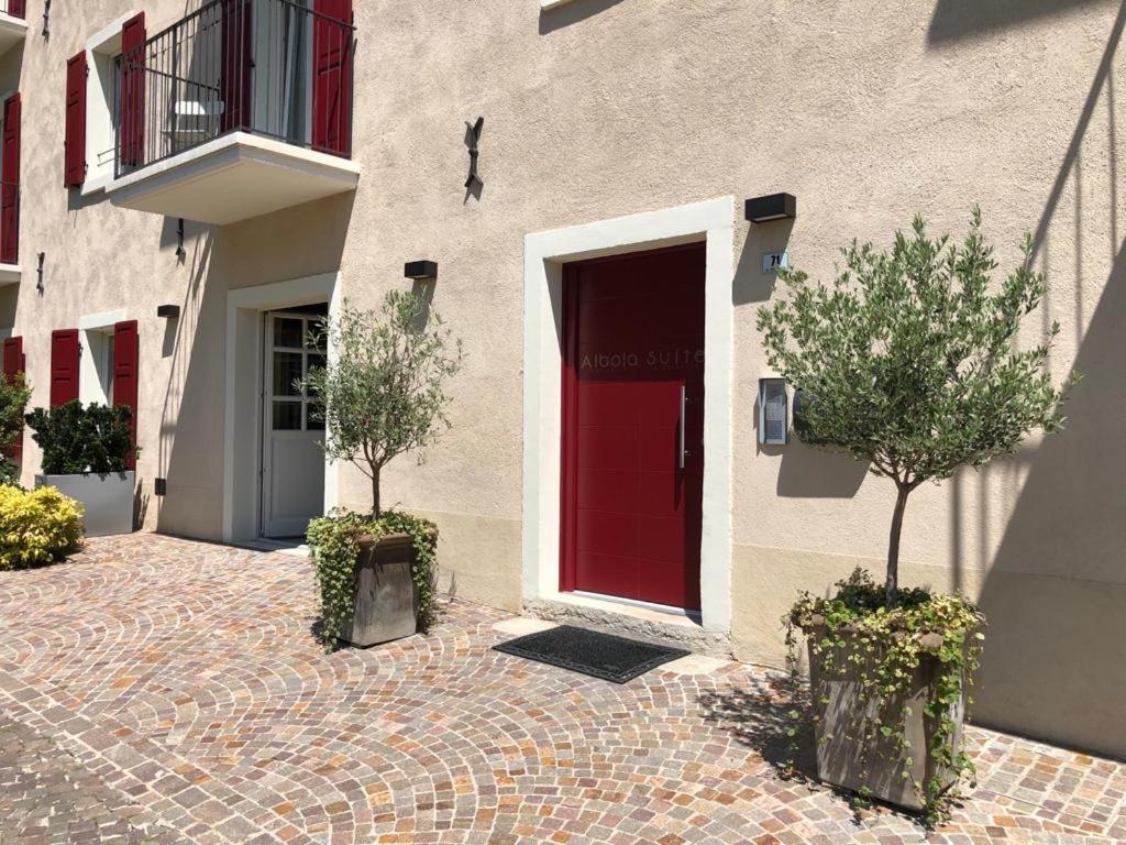 Albola Suite Holiday Apartments Riva del Garda Bagian luar foto