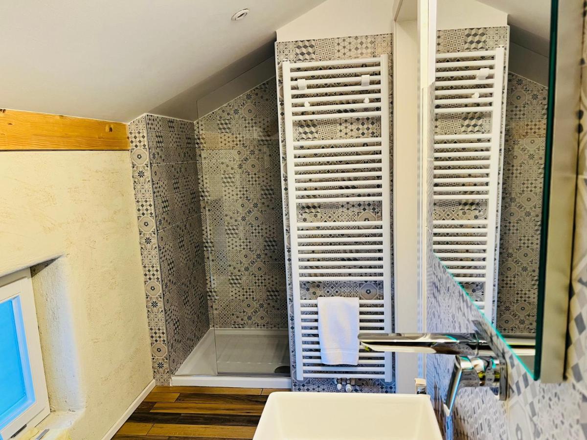 Albola Suite Holiday Apartments Riva del Garda Bagian luar foto