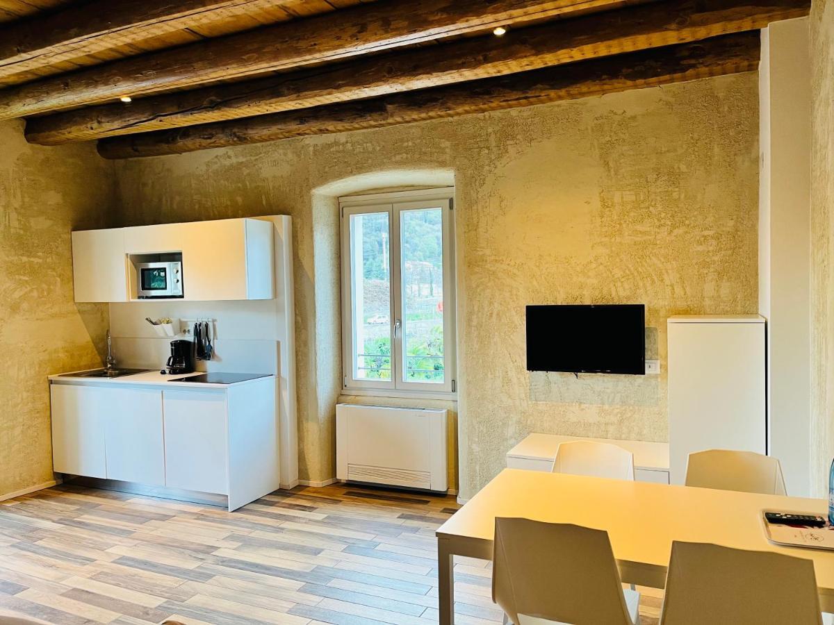 Albola Suite Holiday Apartments Riva del Garda Bagian luar foto