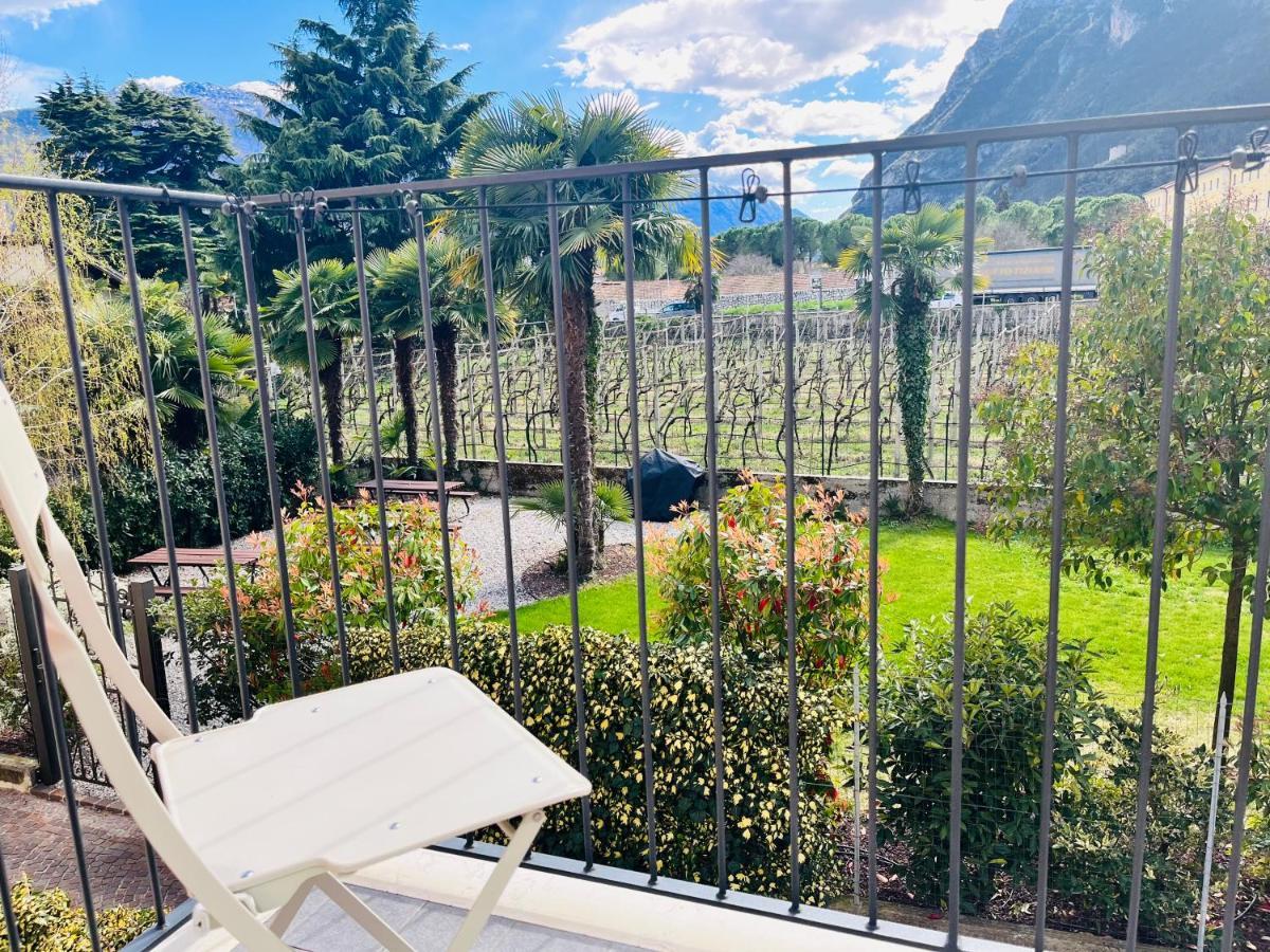 Albola Suite Holiday Apartments Riva del Garda Bagian luar foto