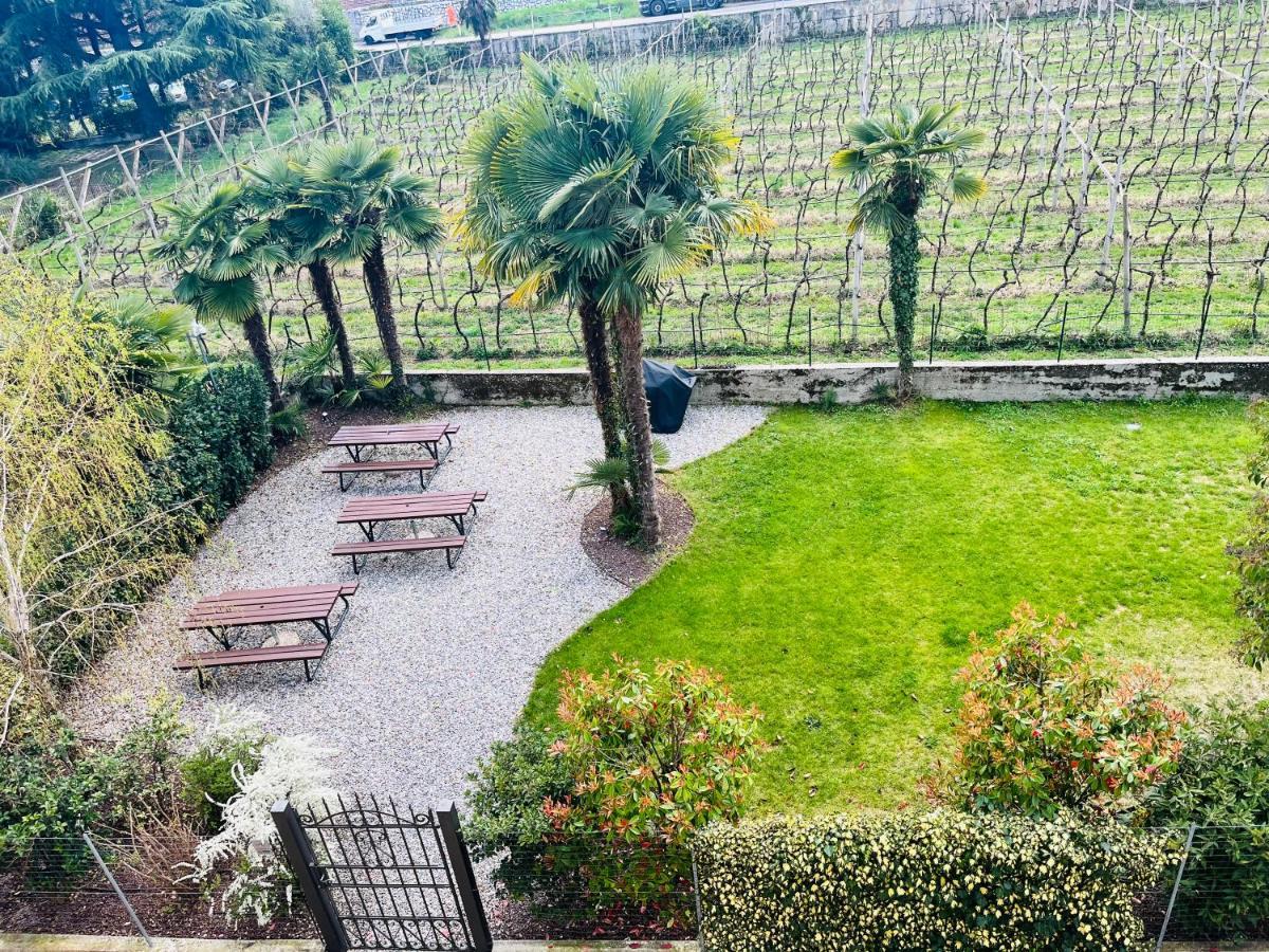 Albola Suite Holiday Apartments Riva del Garda Bagian luar foto