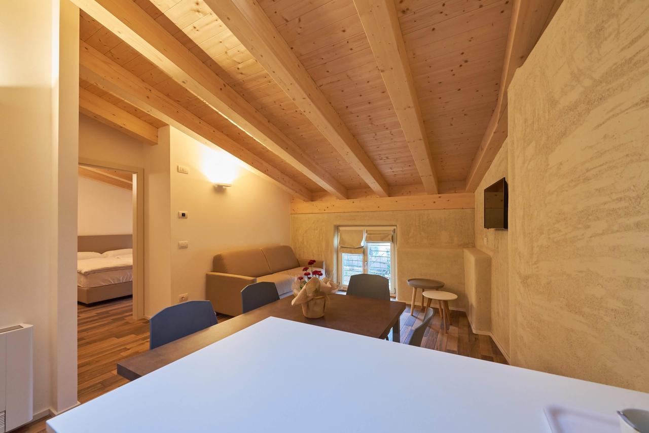 Albola Suite Holiday Apartments Riva del Garda Bagian luar foto