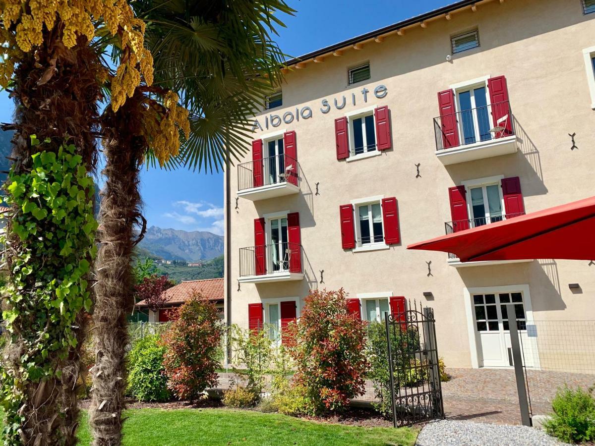Albola Suite Holiday Apartments Riva del Garda Bagian luar foto